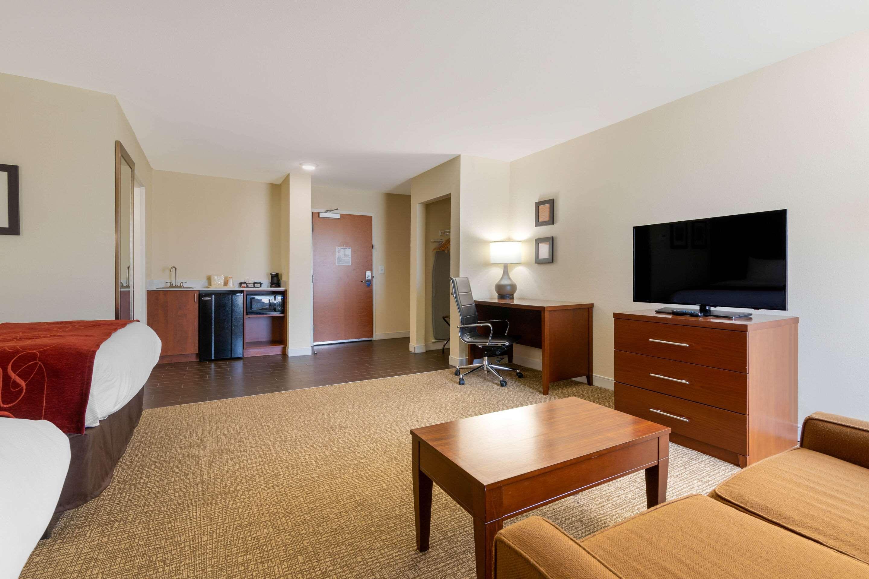 Comfort Inn & Suites Macon West Ngoại thất bức ảnh