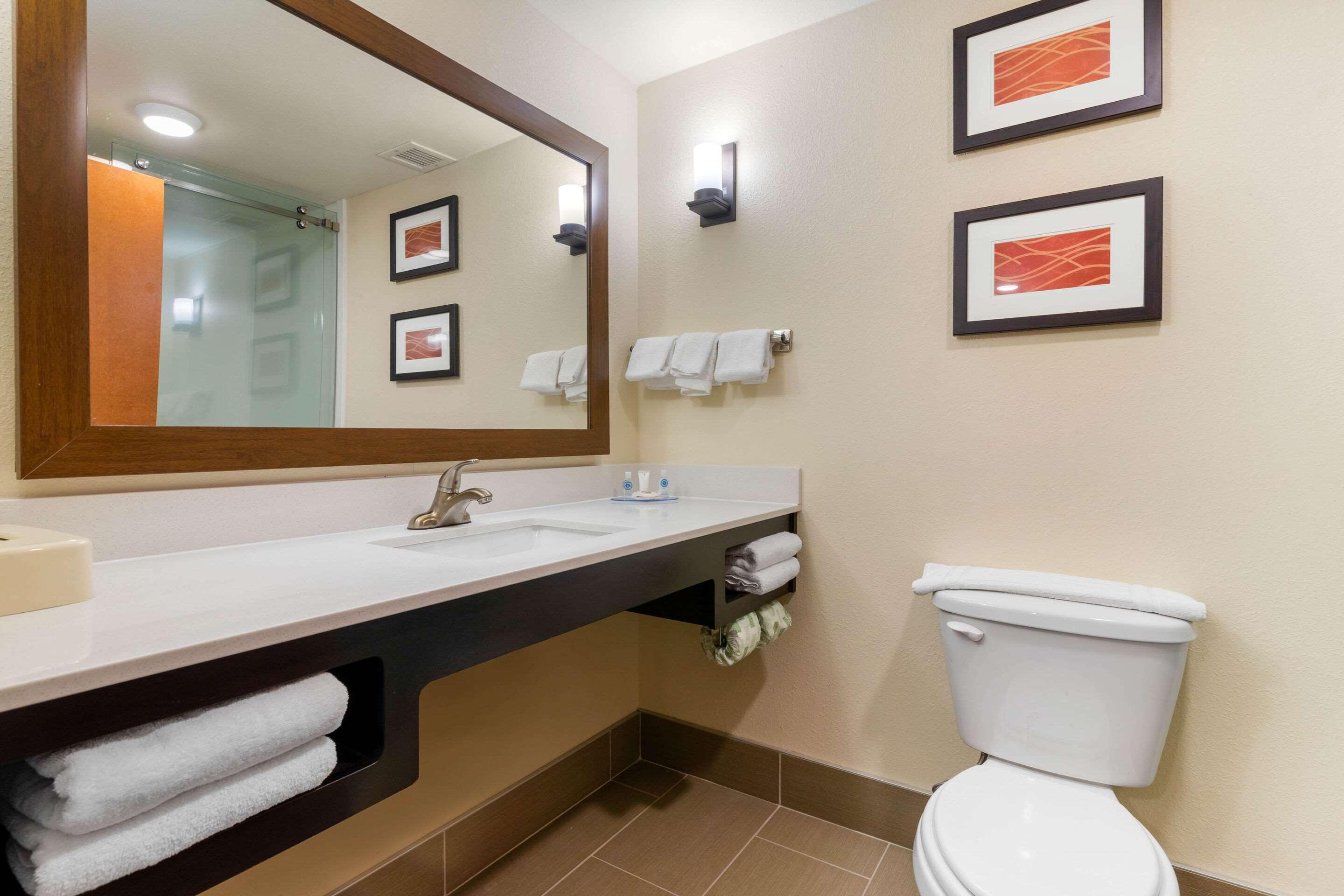 Comfort Inn & Suites Macon West Ngoại thất bức ảnh